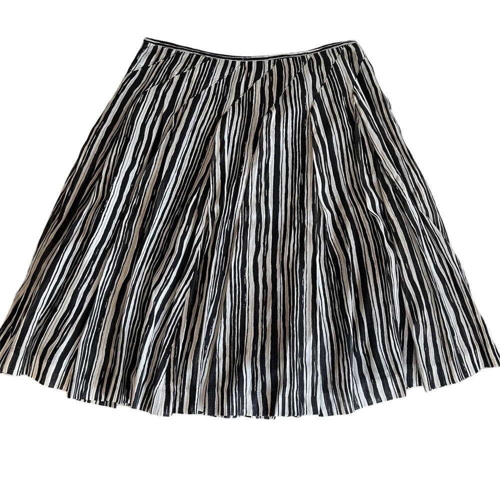 Alfani Skirt Vintage Size 6 Petite Pleated Striped Silk Blend A-Line Black White